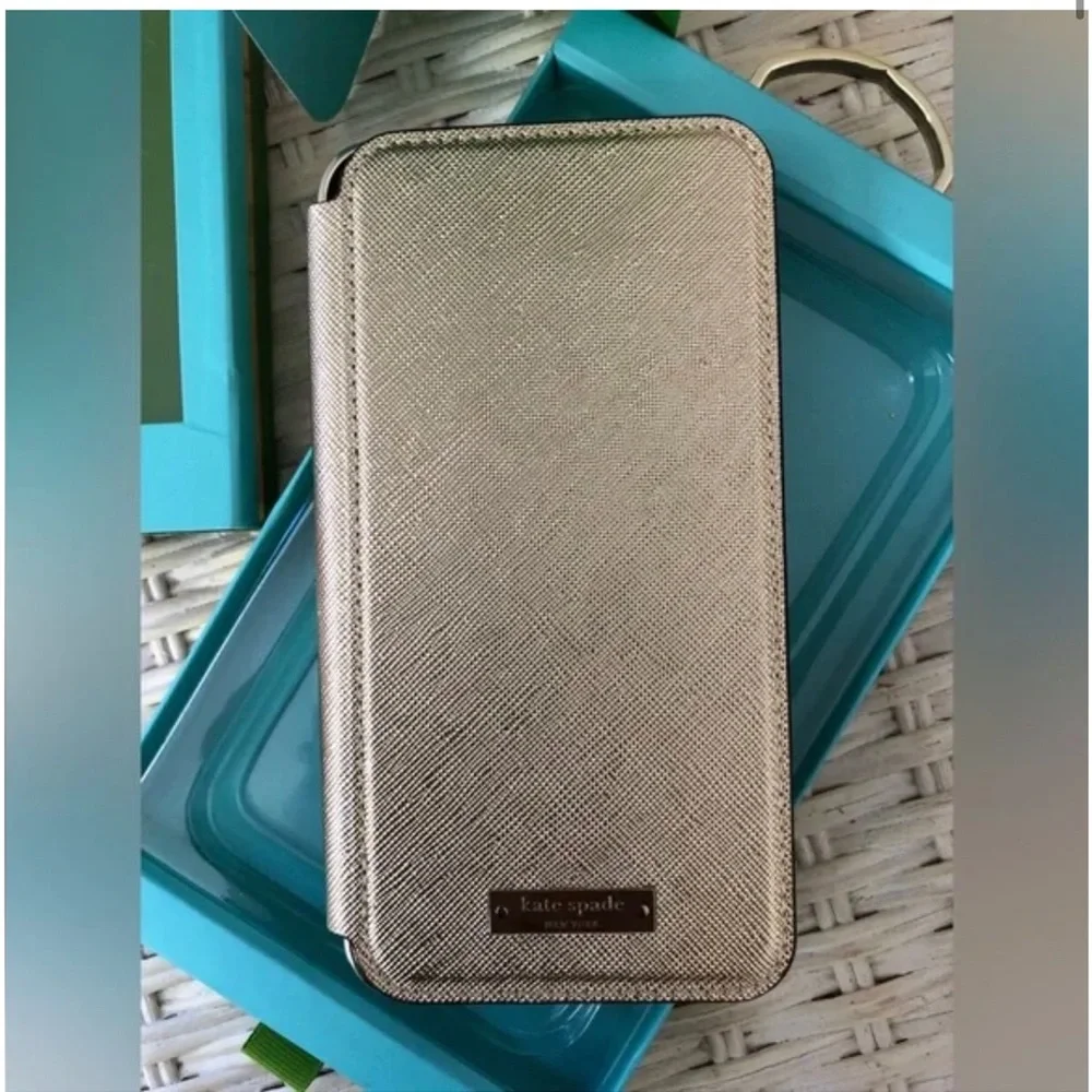 NWT! Kate spade iPhone 7 Plus case cover